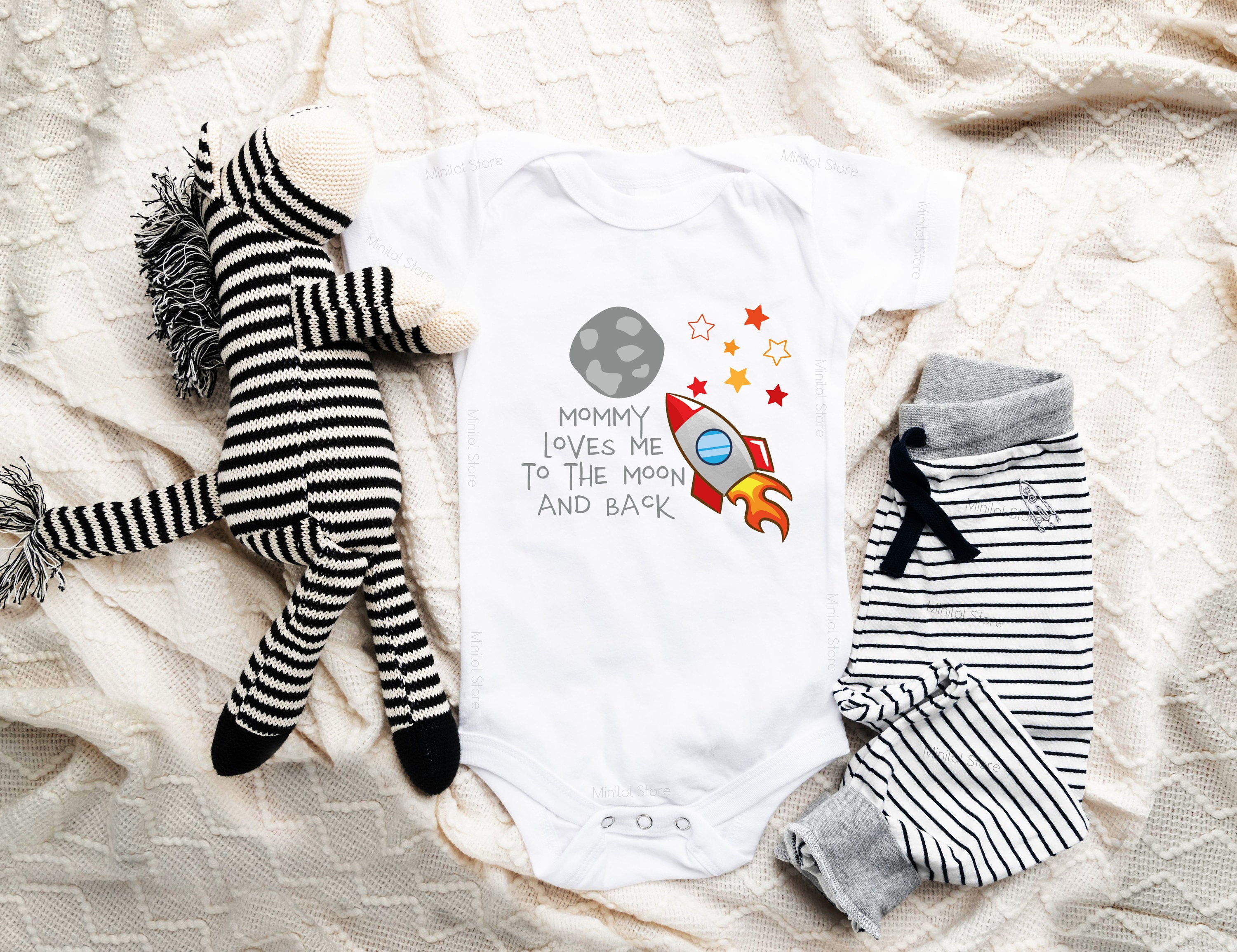 Mommy Loves Me To The Moon And Back Baby Onesie®, Cute Boys Baby Onesie®, Mother's Day Onesie®, Mother's Day Gift