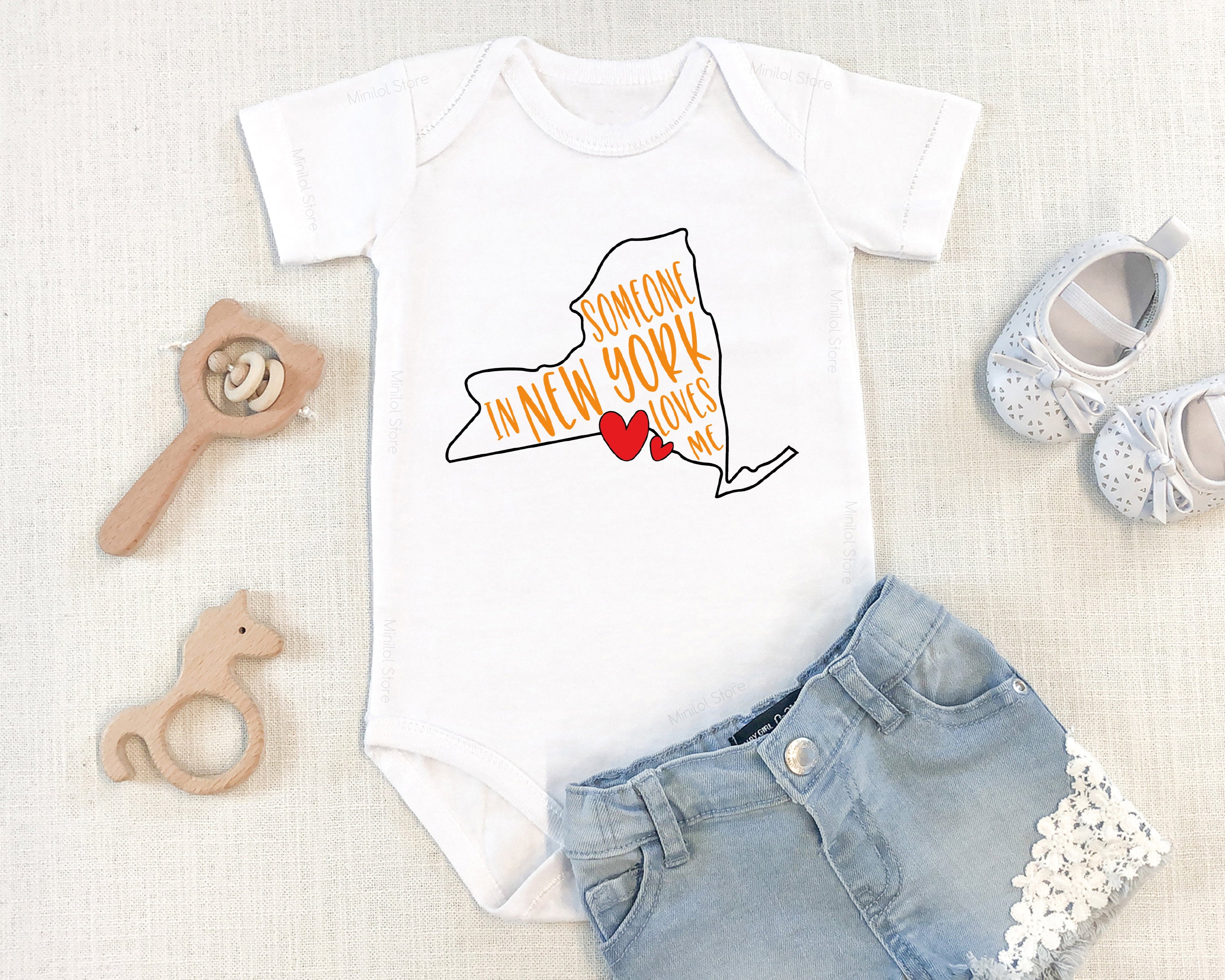 Someone In New York Loves Me Onesie®, New York Kids Onesie®, Loved Onesie®, New York Themed Baby Gift, State Baby Onesie®