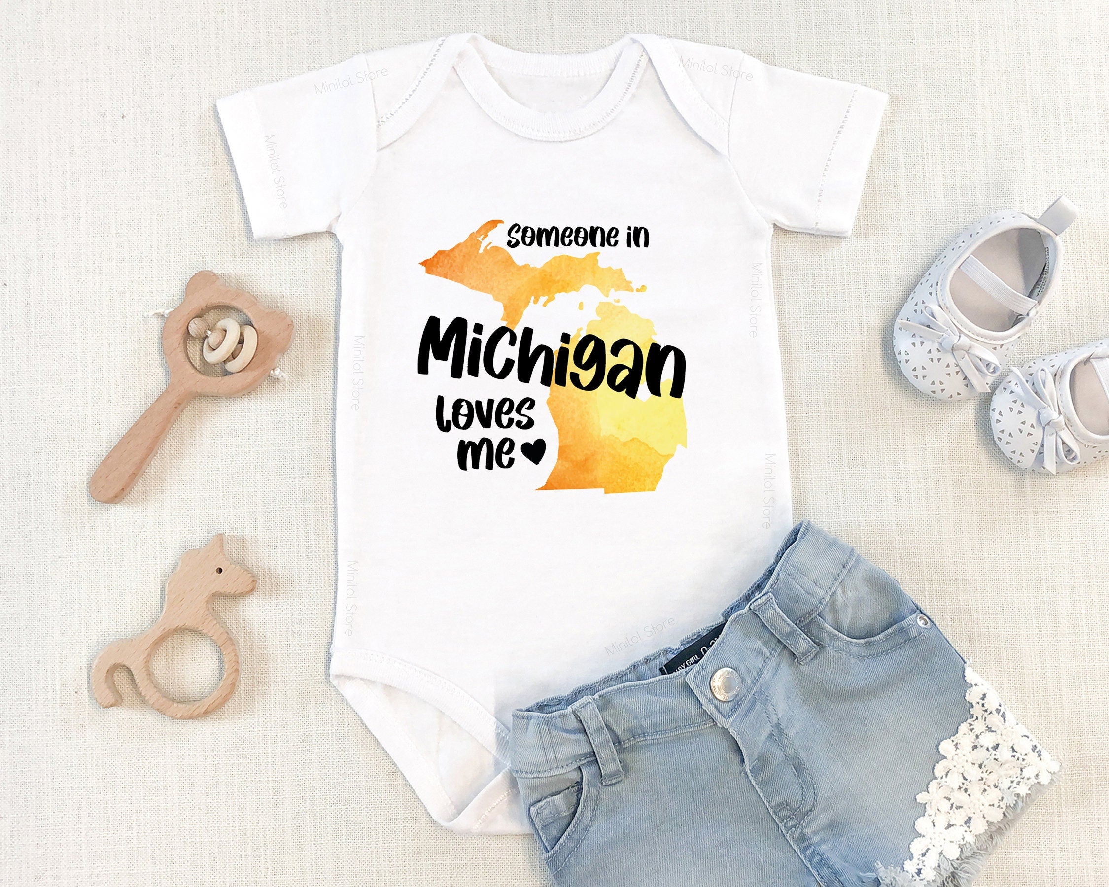 Someone In Michigan Loves Me , Bodysuit, Baby Shower Gift, Baby Boy Onesie® Baby Onesie® Unique Baby Gift, Baby Gift