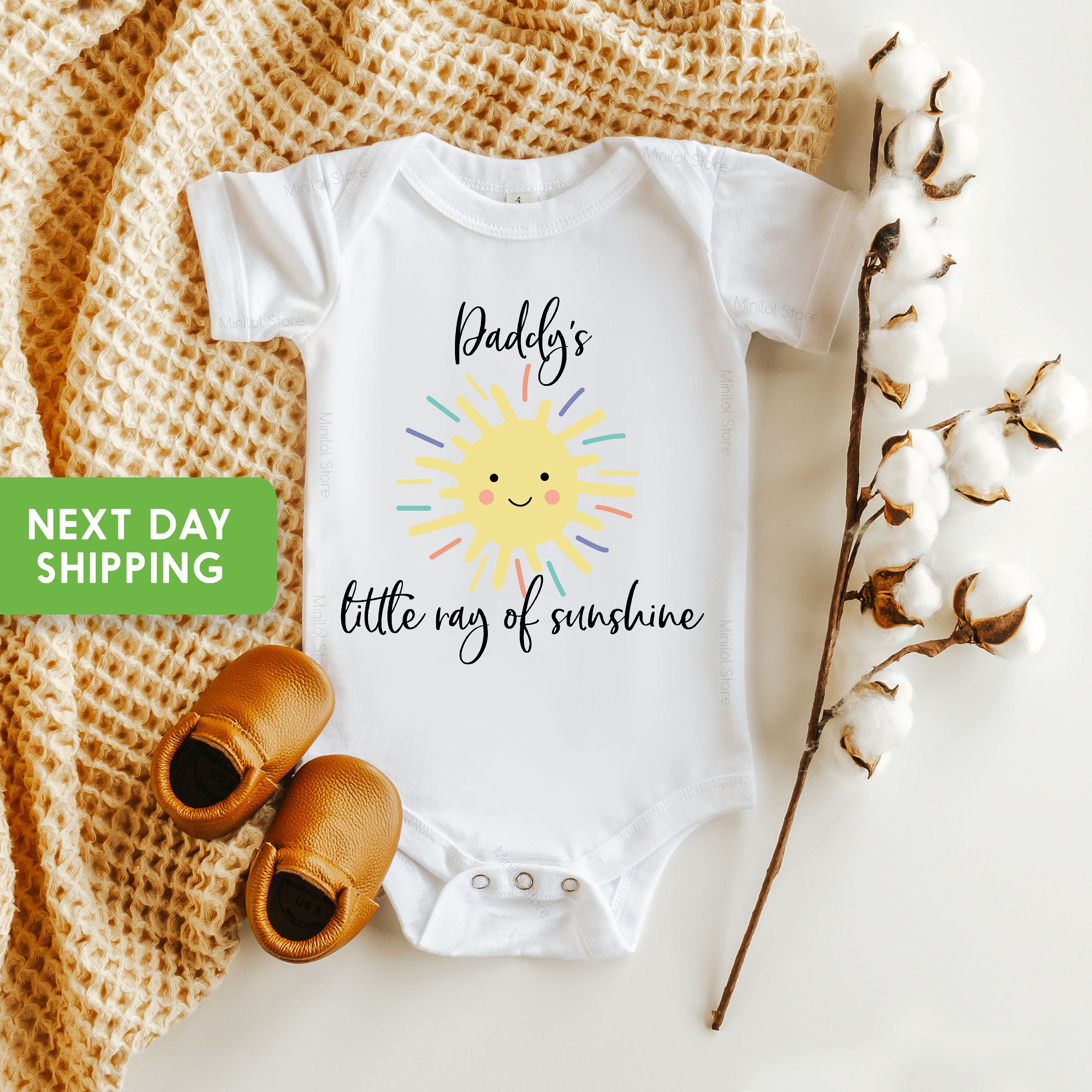 Daddy Baby Onesie® Cute Daddy's Little Ray Of Sunshine Onesie® Daddy Bodysuit