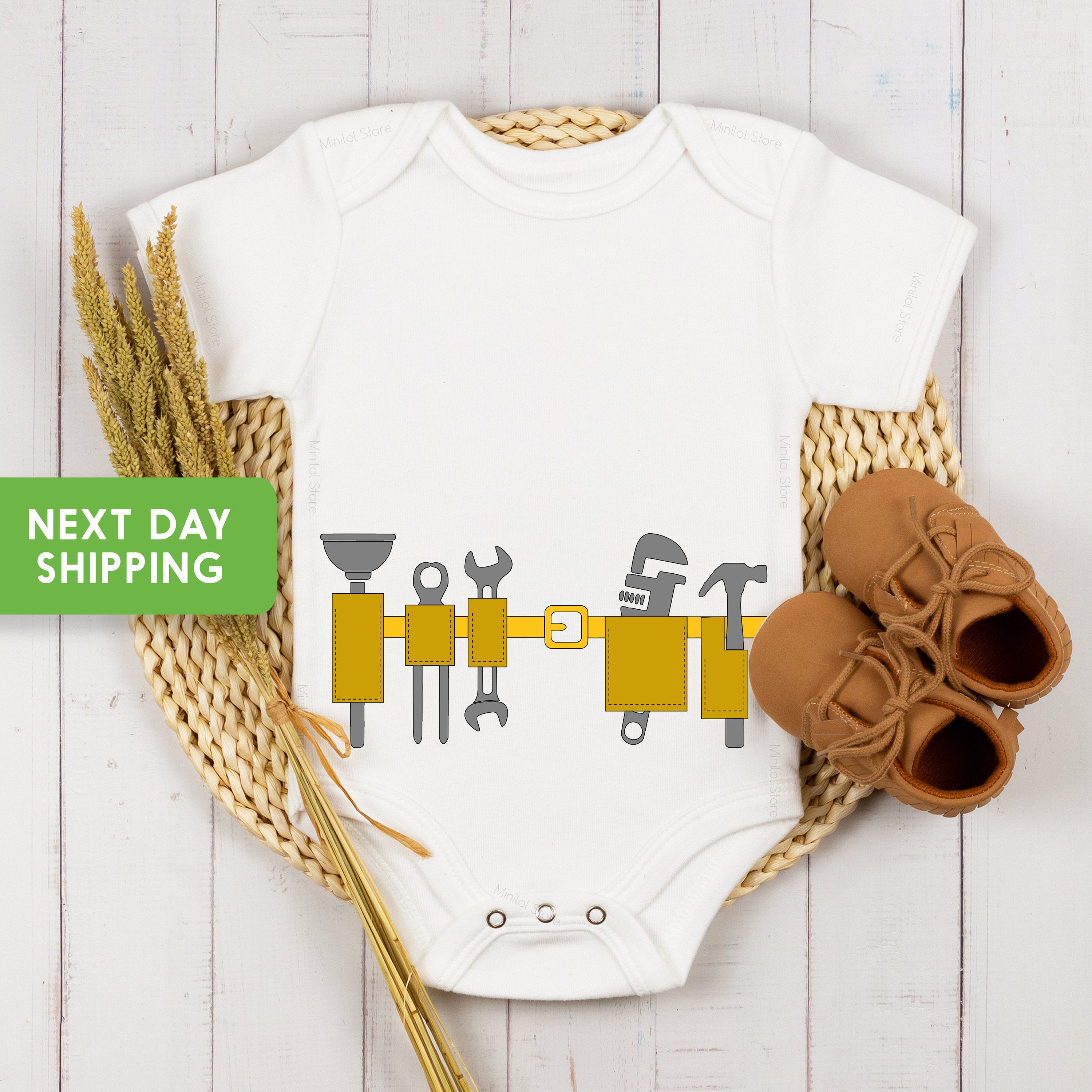Tool Belt OnesieĀ® Tool Belt, Baby Carpenter, Baby Construction Worker, Future Carpenter, Construction Dad, Baby Announcement, Tool Belt Baby