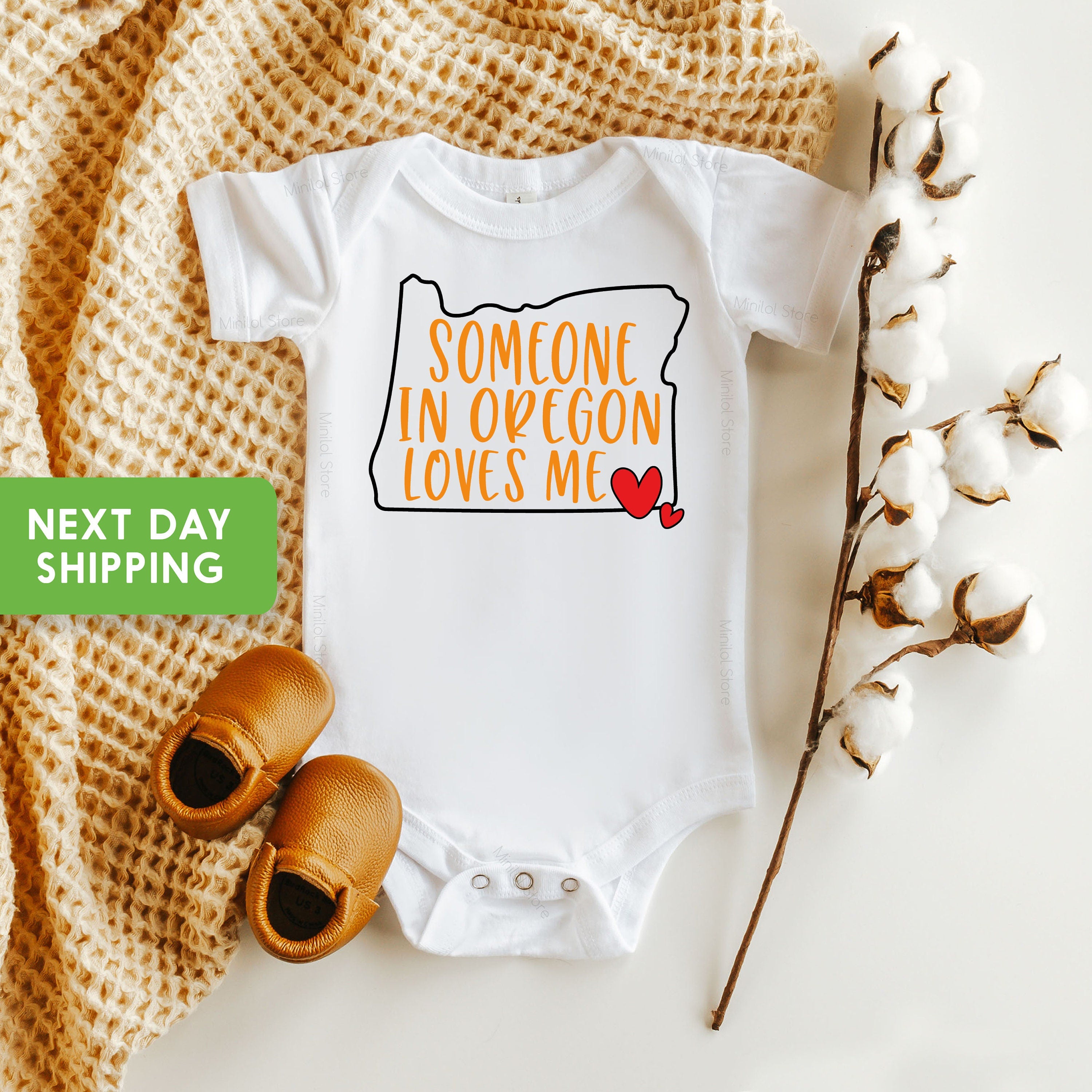 Someone In Oregon Loves Me Onesie®, Oregon Baby Onesie®, Loved Toddler Onesie®, Long Distance Baby Gift, State Bodysuit