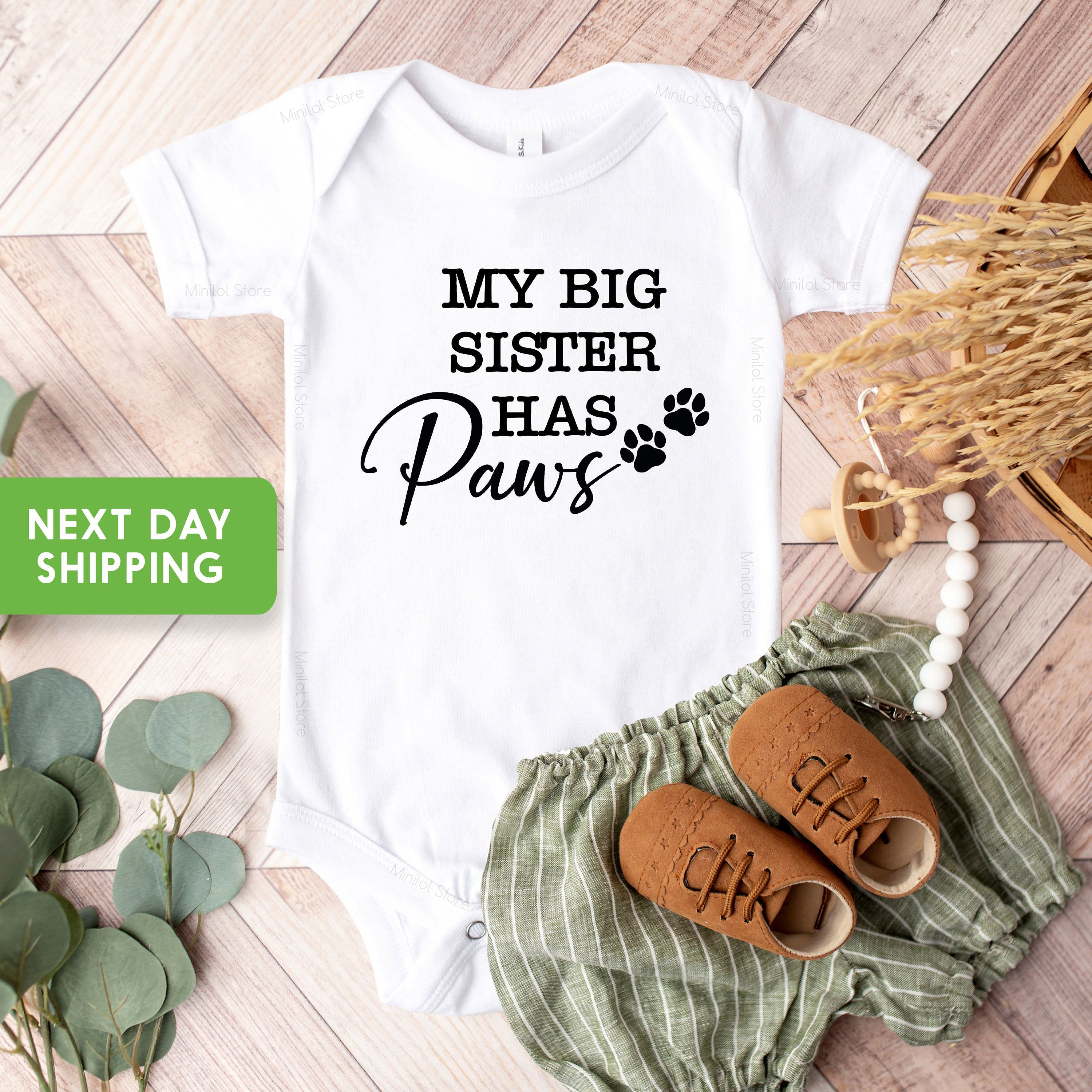 My Big Sister Has Paws Onesie® , Newborn Bodysuit, Baby Bodysuit, Baby Onesie®, Dog Onesie®, Dog Bodysuit, Baby Shower Gift