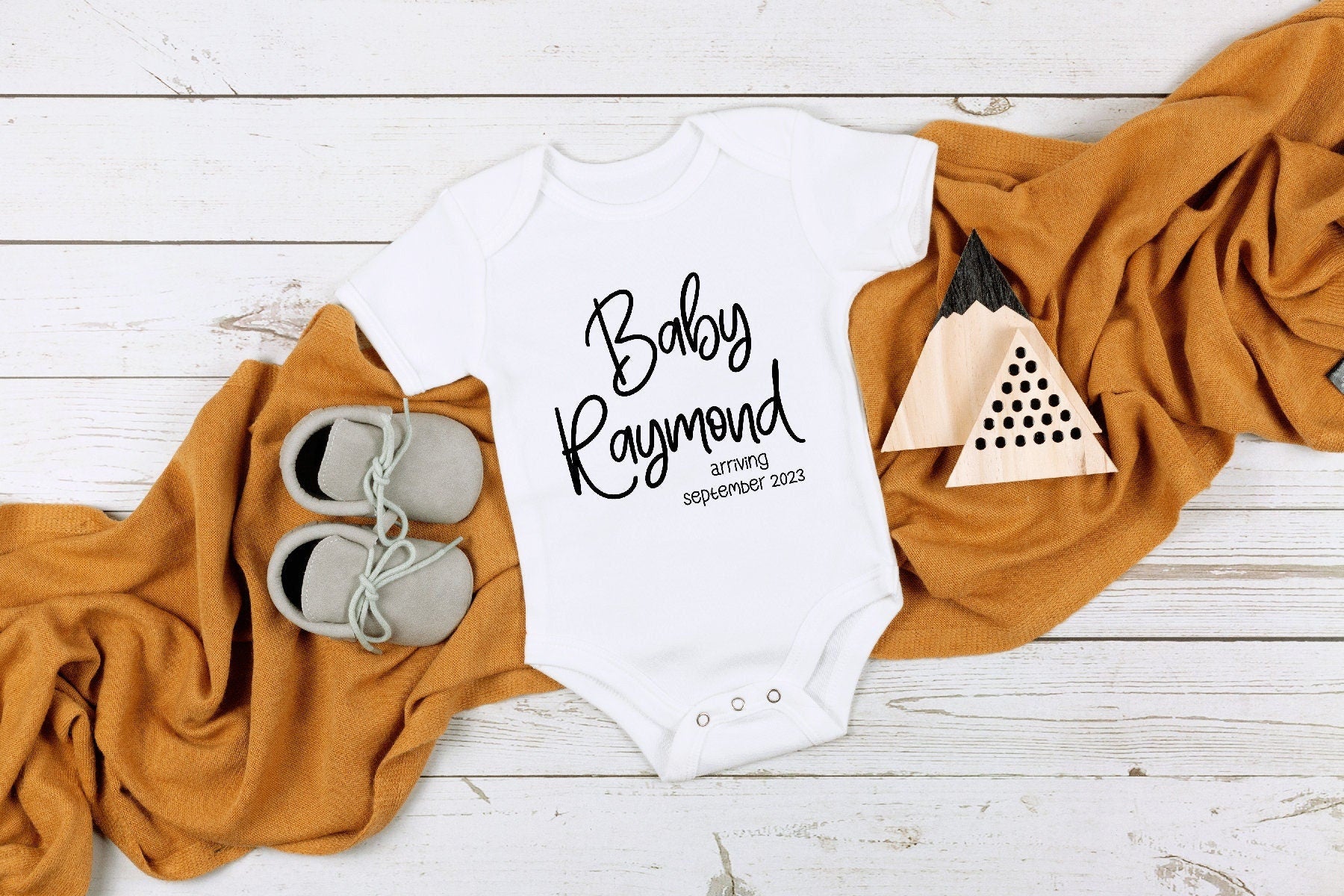 Personalized Last Name Announcement Baby Onesie®, Pregnancy Announcement Baby Onesie®, Modern Announcement Onesie®, Baby Name Onesie®