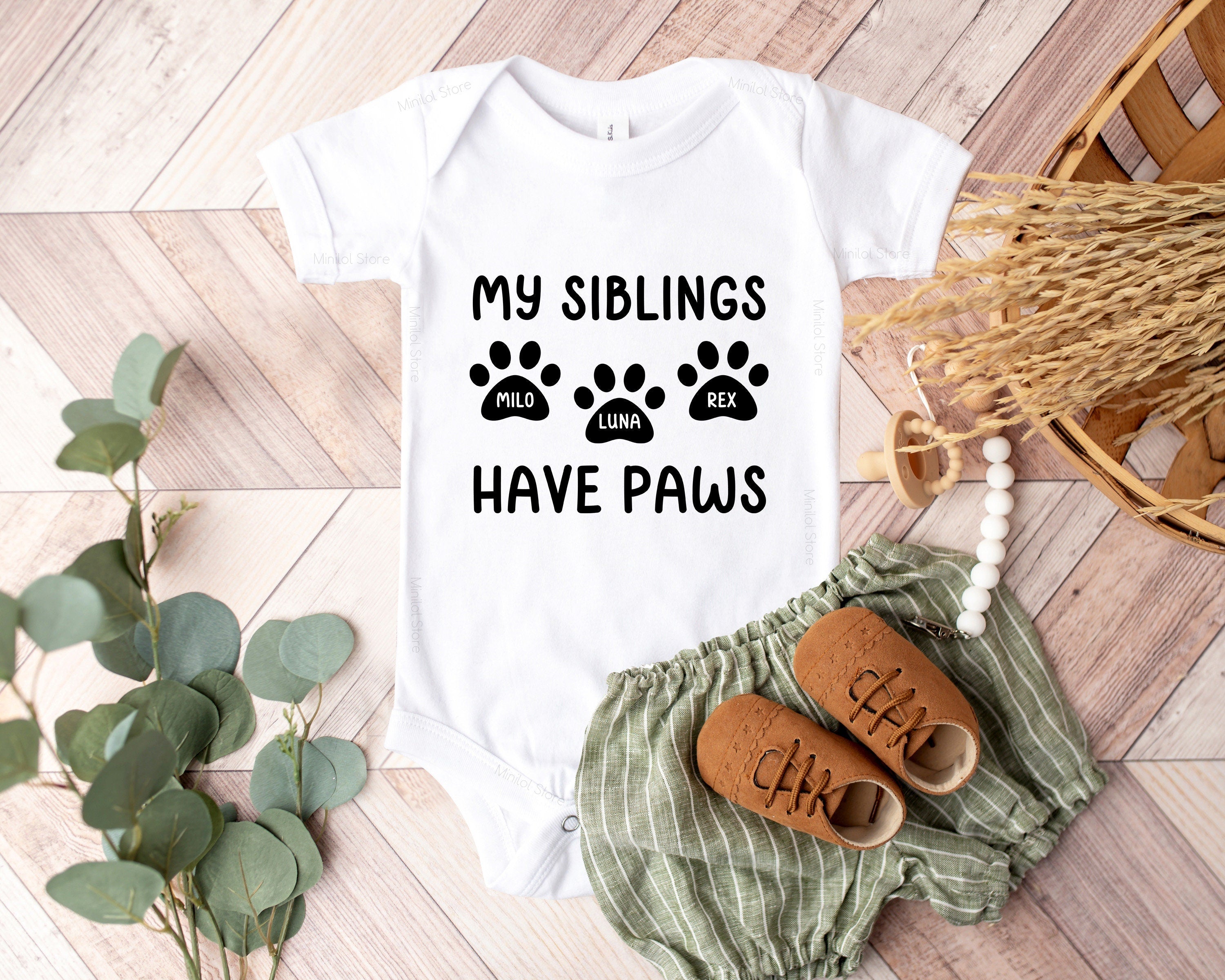 My Siblings Have Paws, Pregnancy Announcement Baby Bodysuit, Pet Pregnancy Announcement, Sibling Bodysuit, Baby Shower Gift Dog Bodysuit