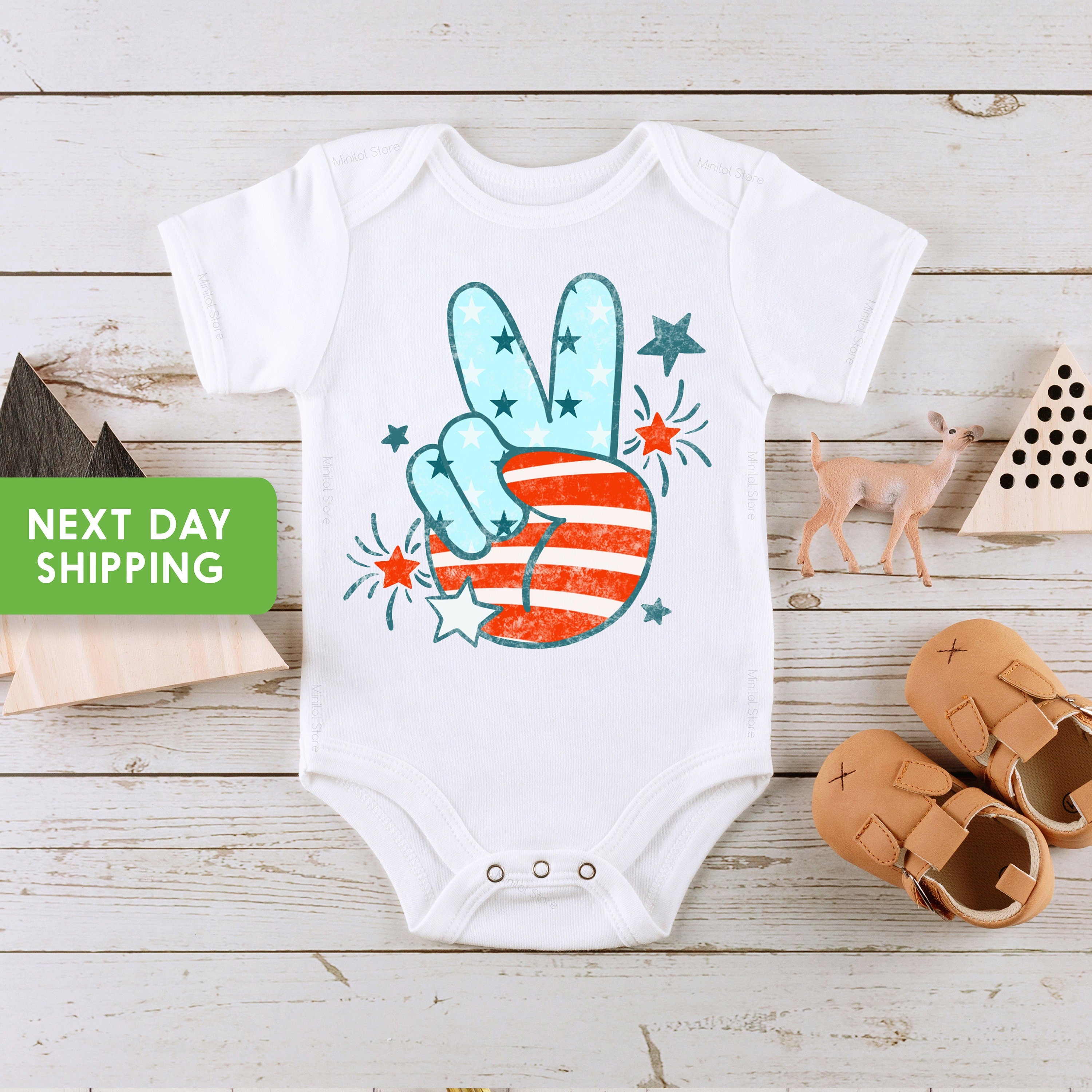 Toddler Independence Day Shirt, Peace Fingers 4th of July Memorial Day Onesie®, Retro 4th of July Kids Shirt