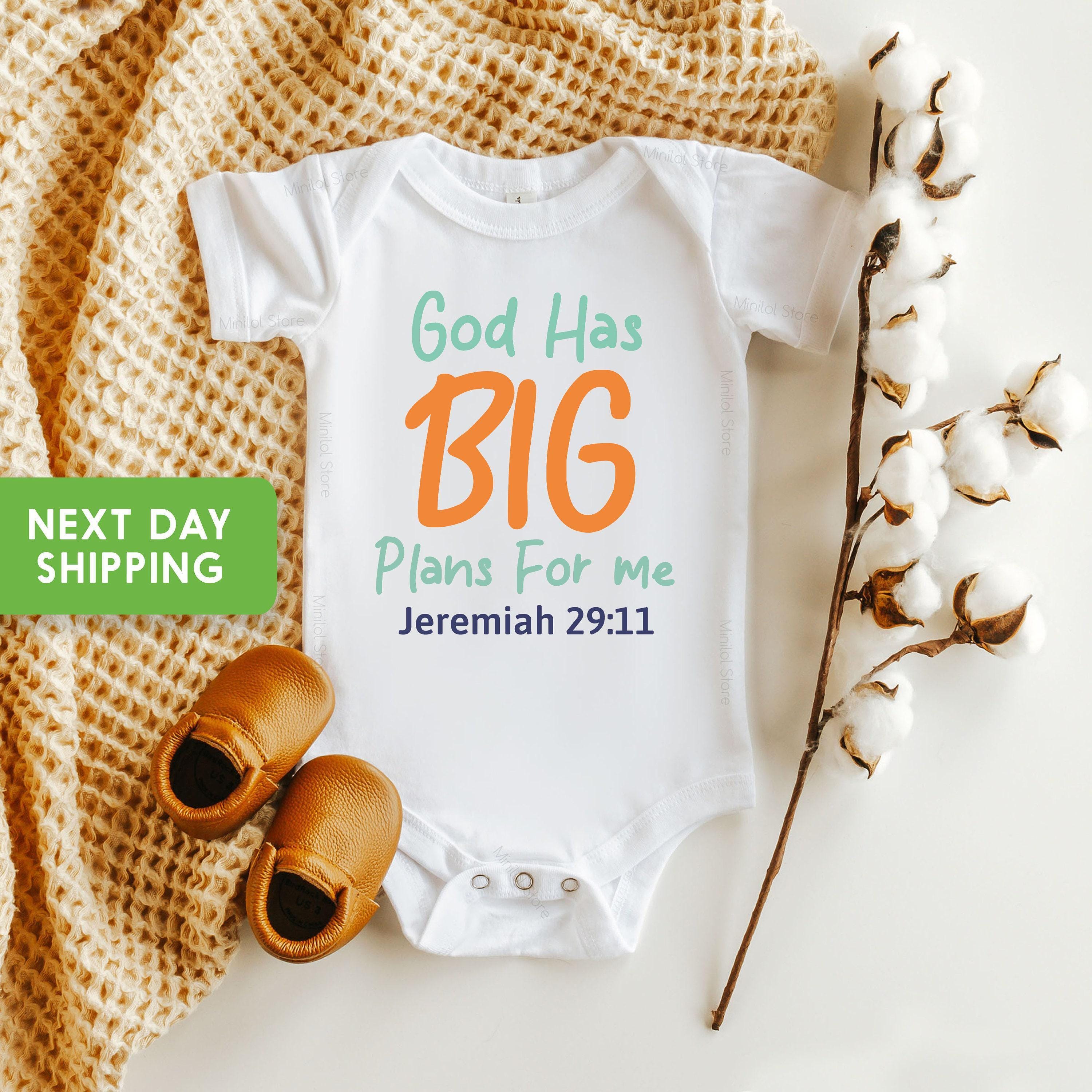 Close-up of the God Has Big Plans For Me ® baby announcement design