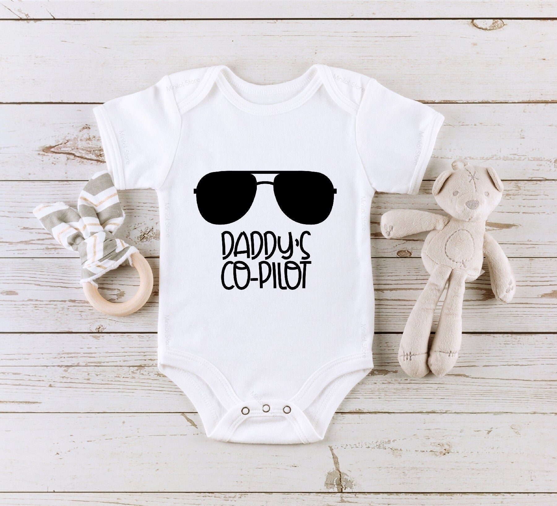 Daddy's CoPilot Onesie®, Gift For New Daddy, CoPilot Onesie®, Baby Announcement, Baby Shower Onesie®, Airplane Onesie®