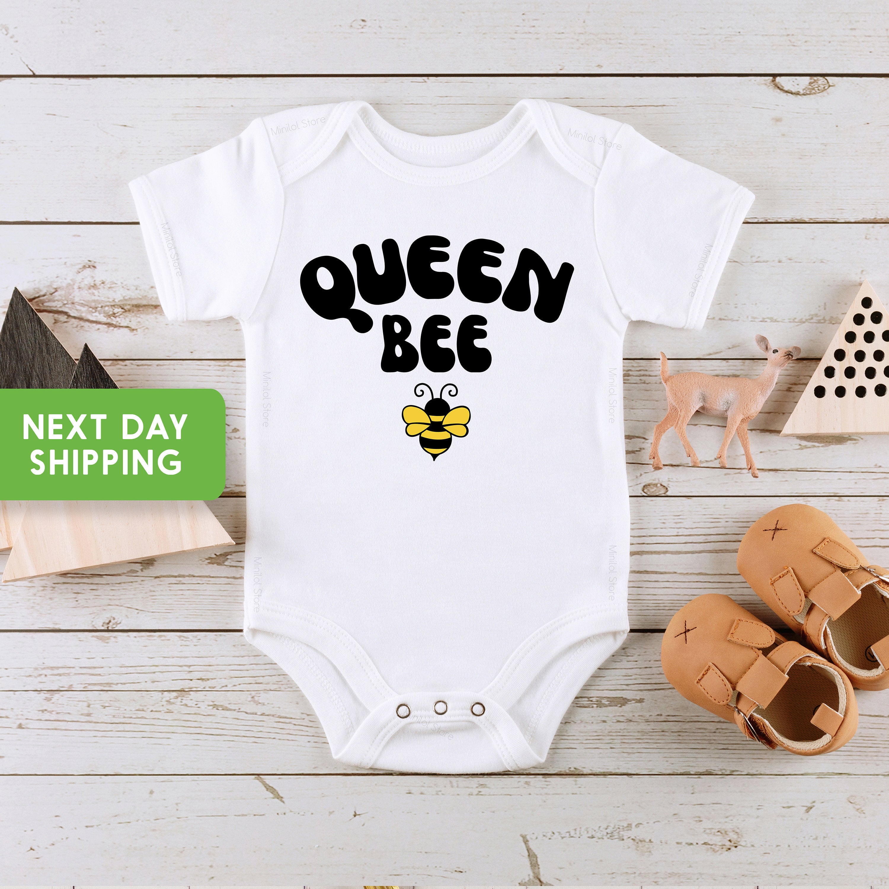 Queen Bee Bodysuit, Cute Vintage Baby Bodysuit, Girl, Newborn, Bee Kids Retro TShirt, Toddler T-shirt, Retro Natural Infant