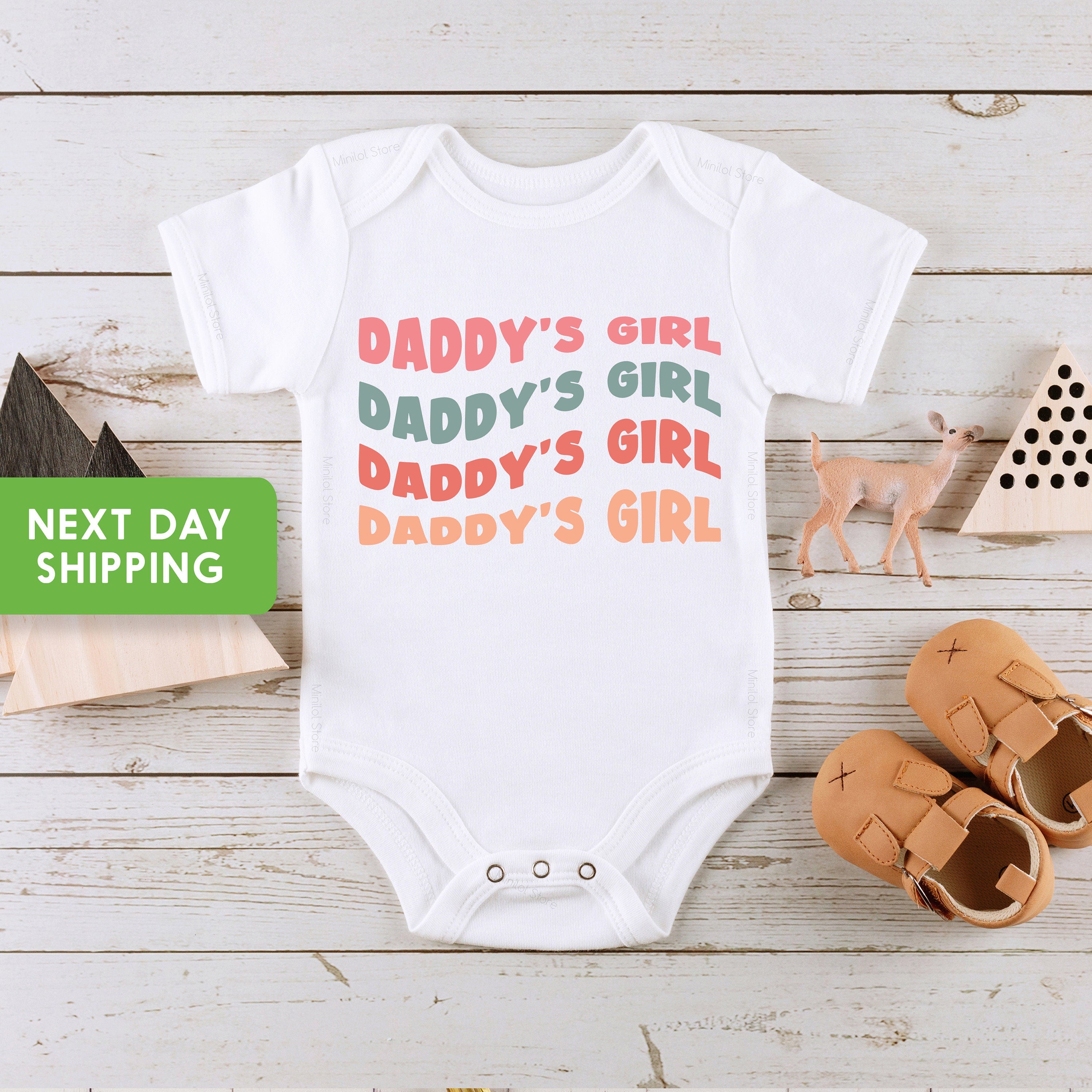 Daddy's Girl Baby One Piece, Retro Daddy's Girl Romper, Short Sleeve Bodysuit, Daddys Girl Outfit, Father's Day, Newborn for Girls