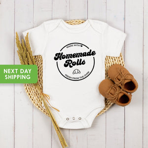 Close-up of the Homemade Rolls Thanksgiving apparel design