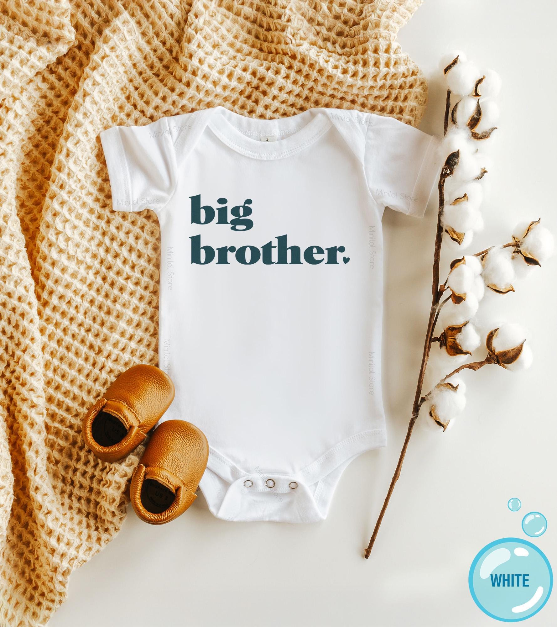 Big Brother Pregnancy Announcement heart design on Baby Short Sleeve Onesie®