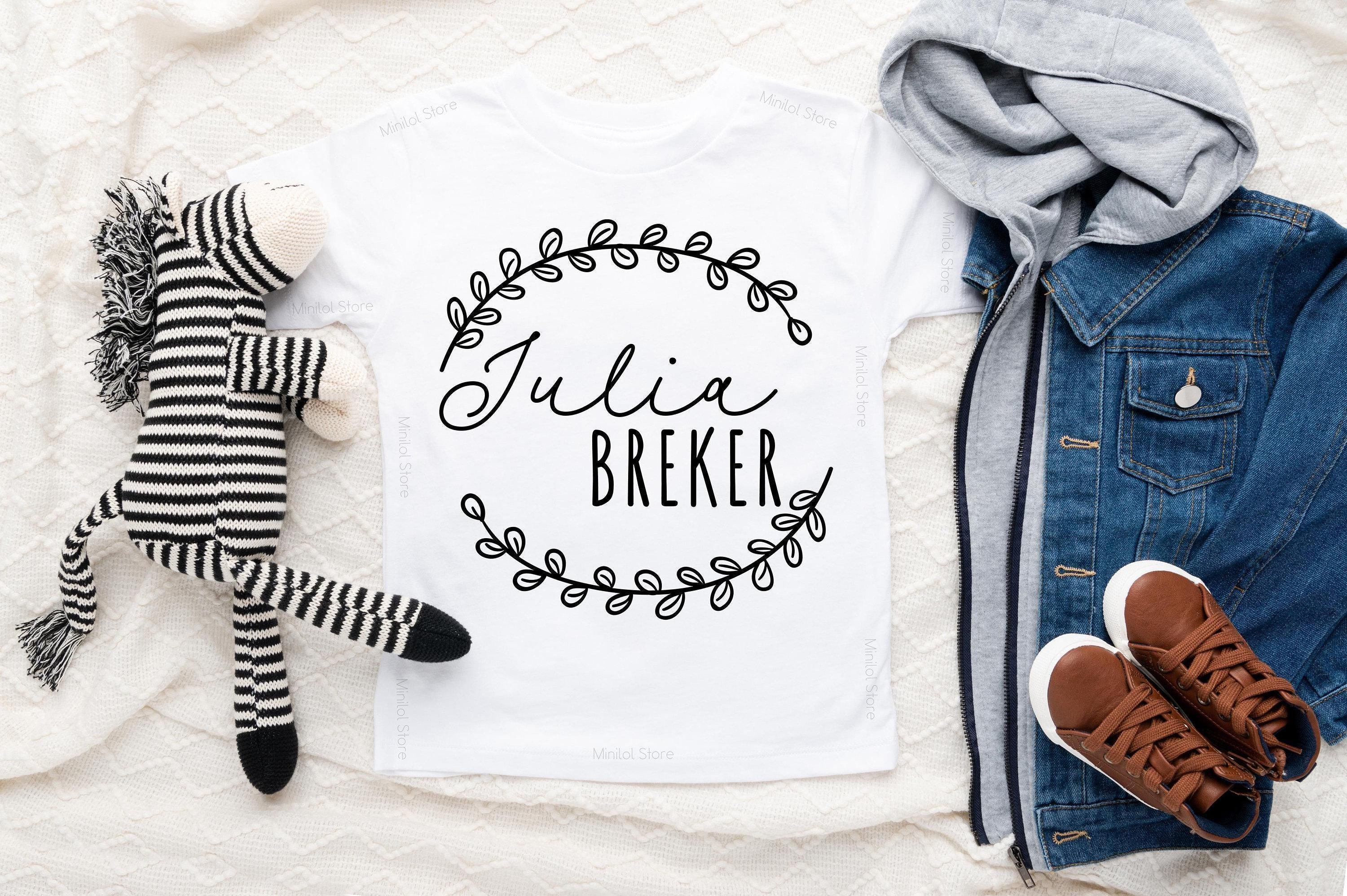 Close-up of the Name ® baby announcement design