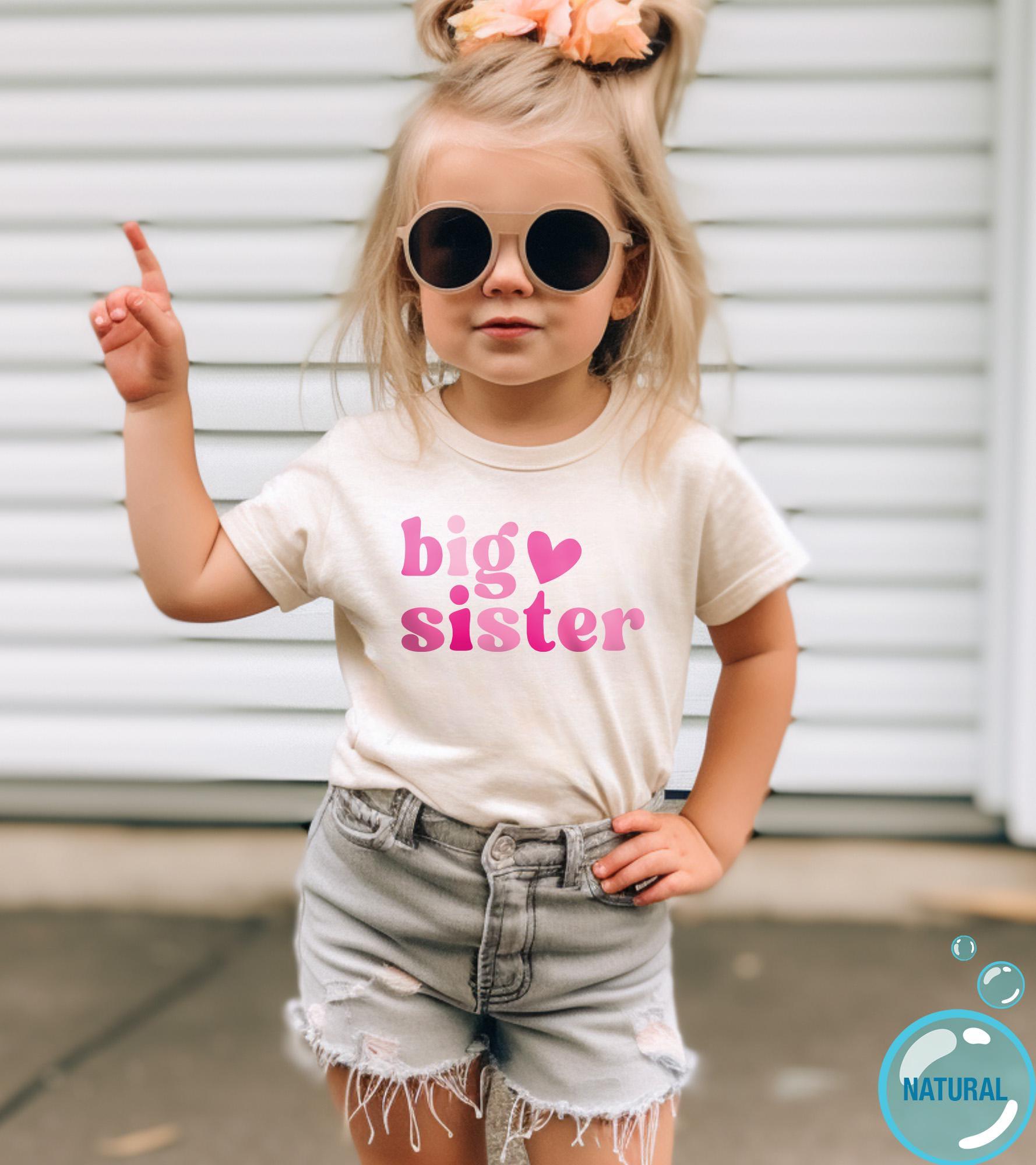 Close-up of the Big Sister Announcement : Pregnancy Reveal Gift for Big Sis baby announcement design