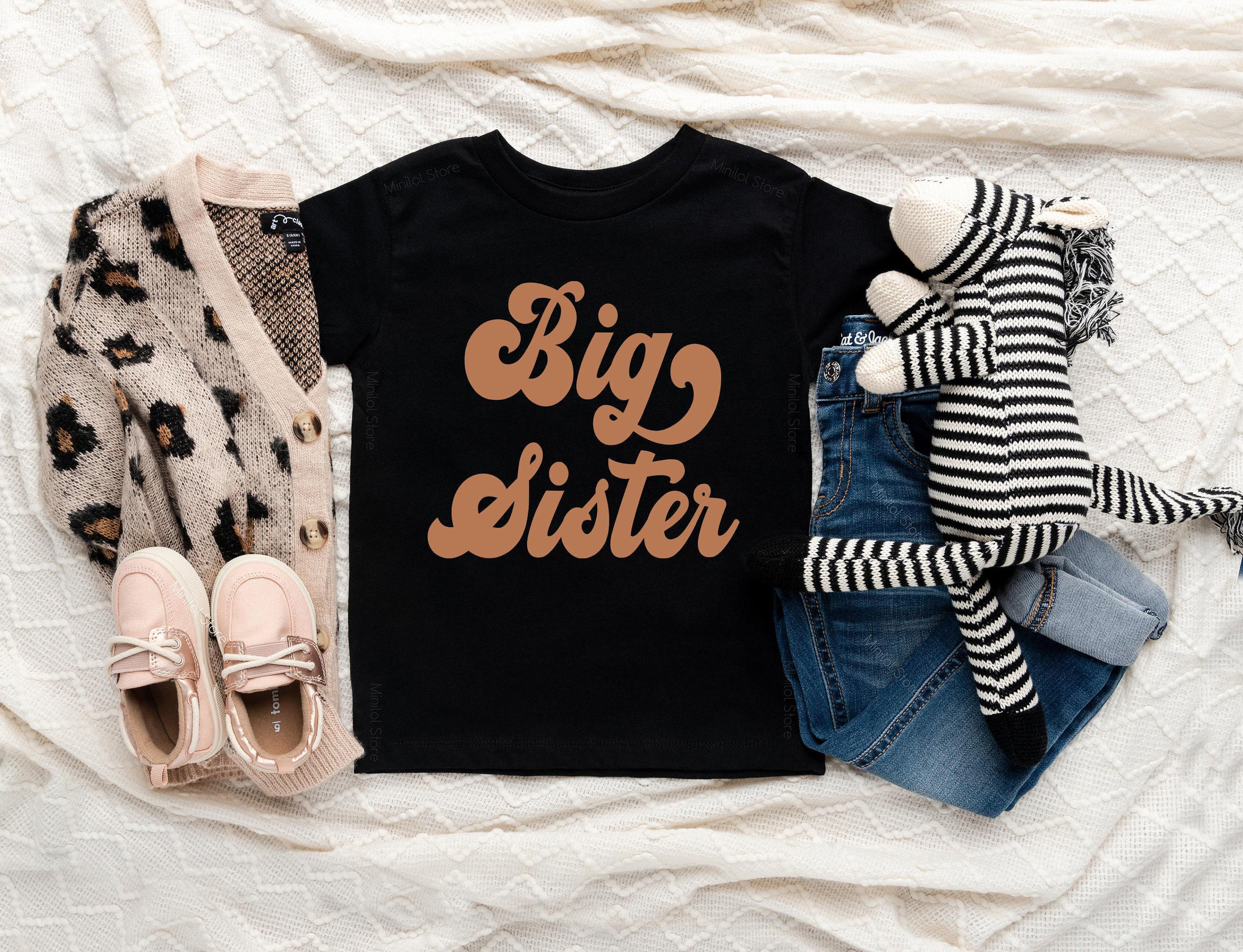 Close-up of the Big Sister baby announcement design
